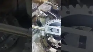 скрипящая бронза