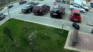 Citroen C3 Picasso (робот) самопроизвольно завёлся и поехал!