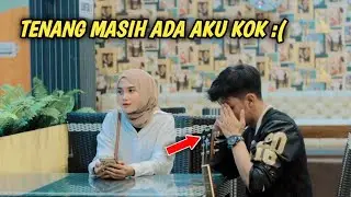 PRANK: BEING DUMPED BY YOUR BOYFRIEND OVER THE PHONE, UNTIL SHE GETS SAD TOO :’)