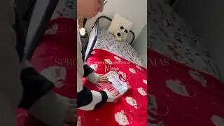 DECORATE MY KIDS BEDROOMS FOR CHRISTMAS 2023 #shorts #christmasdecor #christmas