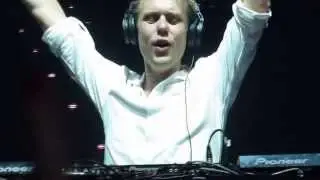 Armin Only Intense in Kiev 2013 - Black Hole [Jorn van Deynhoven Remix]+Status Excessu (Koen Herfst)