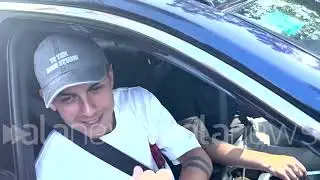 Trigoria, Dybala sommerso dall'affetto dei tifosi