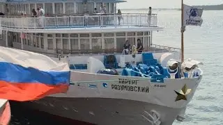 Антон Михайлов. Теплоход Хирург Разумовский