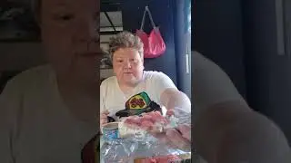 Перекусик, паштет с маслом и форель с рикоттой