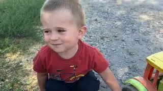 Ми забули про цю ягоду. Вчимо звірів з Артемом