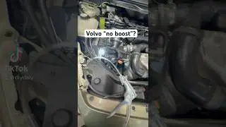 Boost issue  on this Volvo V40. Someone has fitted the boost pipe incorrectly squashing it closed!