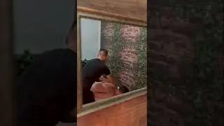 Заглянул к брату на массаж))