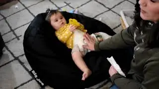 How to Change a Diaper in a Spica Cast