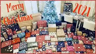 CHRISTMAS MORNING OPENING PRESENTS 2021!! HUGE PRESENT HAUL!! | The Bowie Family