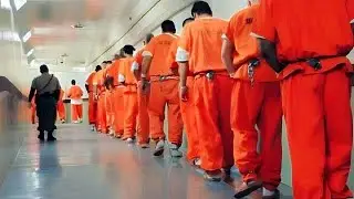 سجين يدخل في اخطر واشد سجن بالعالم فيحاول الهروب منه لكنه ينصدم لما يهرب | I N C O M I N G