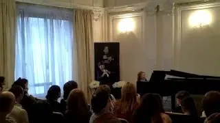 "Травушка" и "Русский танец" исполнитель Андреев Всеволод 9 лет  (гобой)
