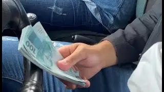 Empresário lhe deu uma grande recompensa pela sua humildade
