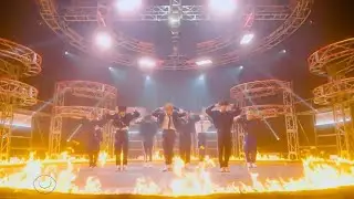STRAY KIDS - 