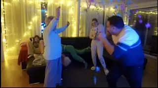 VLOGMAS 🎄ОТМЕЧАЕМ НОВЫЙ ГОД 2022 🎁 ОТКРЫВАЕM ПОДАРКИ / 31.12.21