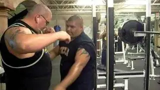 The Texas Bull team B.D.U. Kevin Squating 495lbs