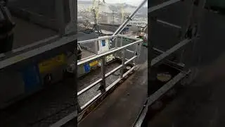 Установка радиатора гидравлического охлаждения на портальном кране Liebherr LHM 280