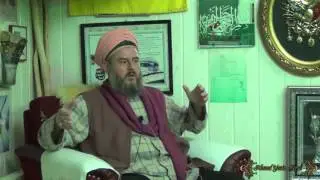 Dünyaya tamah ettiğinden dolayı dünyaya köle edilen adam Şimdi kulluk yaptığını iddia ediyor...
