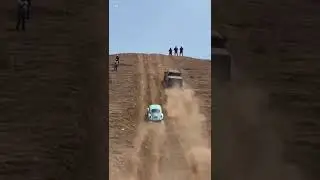 The Beetle humiliated the pickup truck on that hill! 😂🤣🚗🔥