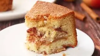 APPLE BUNDT CAKE