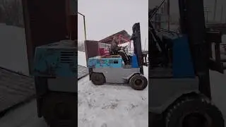 Старт с ланча без тормозов)))) #погрузчик #ремонт #погрузчики