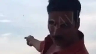 AKSHAY KUMAR FLYING KITE DURING SHOOTING OF JOLLY LLB 2 NEAR GANGA RIVER ON BOAT