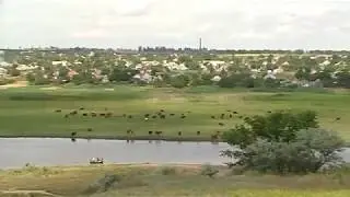 Река Ингул в среднем течении .