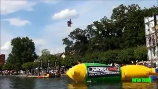 PEOPLE ARE AWESOME 2025