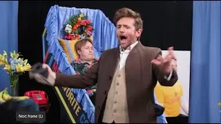 Garret sings for Shayne