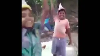 Reacting To Hourly Sh*tpost On Twitter