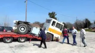 Maniobra fallida, Jesustroner al volante