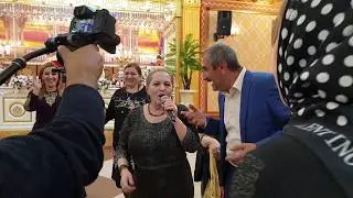 Луиза Салихова на свадьбе