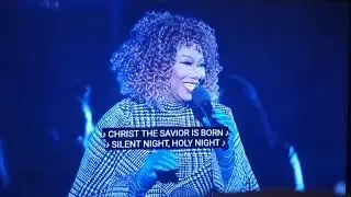 Yolanda Adams sings Silent Night [2022]