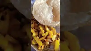 luchi aloo bhaja 😋