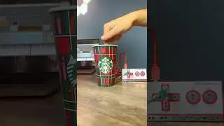 I played Jingle Bells on Starbucks @starbucks #starbucks #starbucksholiday #starbucksholidaycups