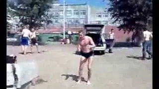 Черновецкий танцует Тектоник