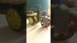 Control a three-wheeler robot toy via a web browser using ESP8266! #1