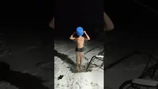 #закаливаниеводой #зима #сибирскаяхаски #shorts