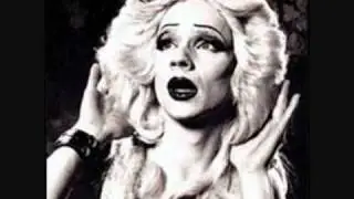 Raul Hitler - Vivan las mujeres (Mexico)