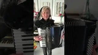 Song:  Eine kleine nachtmusik  from:  W.A. Mozart          (Songnumber: 1851)