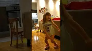 Baila, Baila   Oscar Lopez