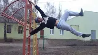 Street Workout в Пензе. Тренировка у школы №43 (25.11.2012) •MixExtremeTV•
