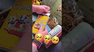 UNBOXING! SURPRISE Cuphead Holiday Package from Studio MDHR!!! 🎁🤯 