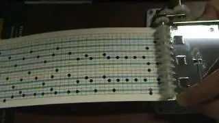 Keyboard Cat (on a music box)