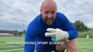Goalkeeping Tutorial on how to take the cross. How 2 improve catching crosses high balls set pieces