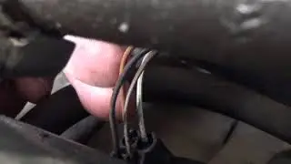 temperature sensor connector by wire colors in which socket what color wire