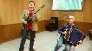 Рафис и Марат. Блюз на баяне.