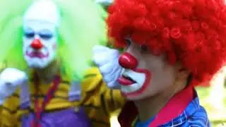 2 Clowns Fighting Meme Template by 