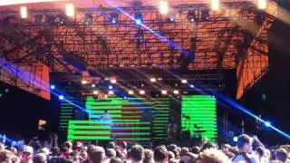 TIGA PLAYS 'MATTER' - CLOUDS @ FIELD DAY 1.1.12