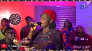 INTENSE WORSHIP IN GODS PRESENCE (NIGERIAN WORSHIP SONGS)
