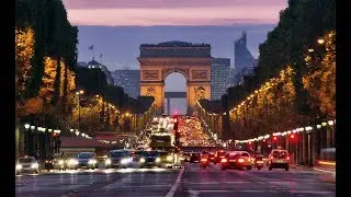 Flashmob on the streets of  Paris